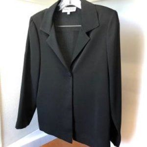 Lindsay Scott Petites lightweight slouchy black blazer